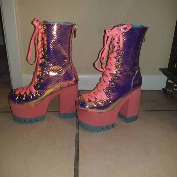 Platform Rave Boots - Picture 3 of 4
